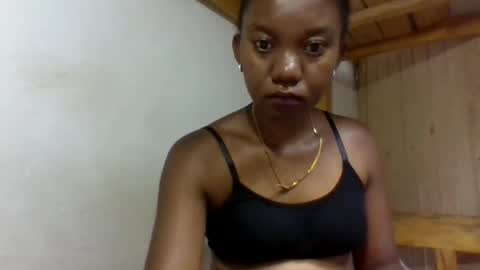 Snapshot of paatriy chatting on February 20, 6:26 am paatriy online show from February 20, 6:26 am