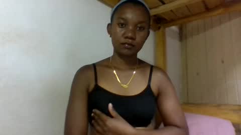 Snapshot of paatriy chatting on February 22, 7:01 pm paatriy online show from February 22, 7:01 pm