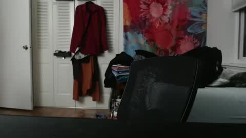 Snapshot of pabighunk chatting on November 2, 12:46 am pabighunk online show from November 2, 12:46 am