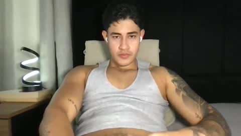 Javi    online show from September 11, 10:21 pm