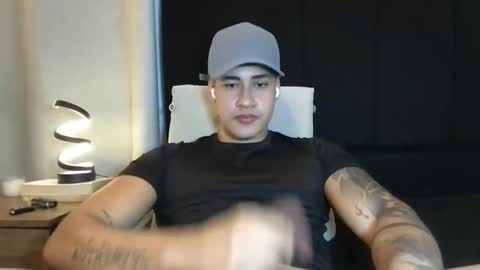 Javi    online show from October 4, 2:53 am