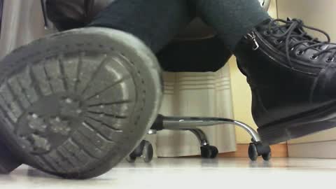 Snapshot of pablomenesssl chatting on January 25, 6:24 pm Pablo Meness online show from January 25, 6:24 pm