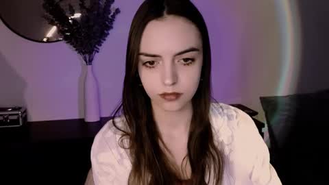 Iris online show from February 7, 2:58 pm