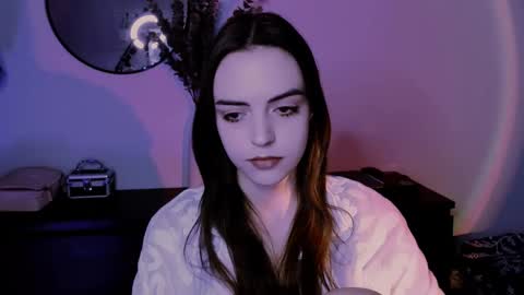 Iris online show from March 3, 1:31 pm
