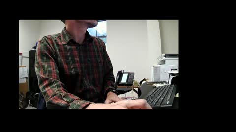 Snapshot of paddleme100 chatting on November 20, 8:30 pm Paddle me online show from November 20, 8:30 pm