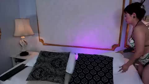 Snapshot of paiigepeach chatting on February 25, 11:08 am PaIIgePeach online show from February 25, 11:08 am