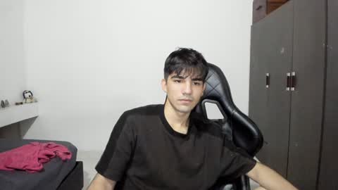 Snapshot of pakun_ chatting on January 7, 11:24 pm pakun_ online show from January 7, 11:24 pm