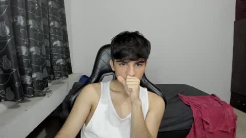 Snapshot of pakun_ chatting on January 20, 2:53 am pakun_ online show from January 20, 2:53 am