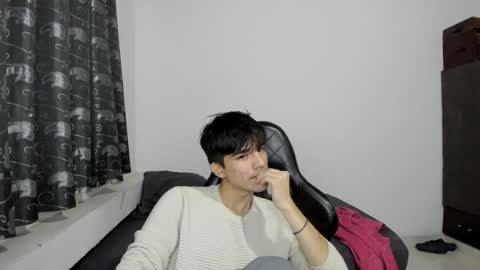 Snapshot of pakun_ chatting on January 24, 2:18 am pakun_ online show from January 24, 2:18 am