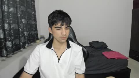 Snapshot of pakun_ chatting on March 2, 11:31 pm pakun_ online show from March 2, 11:31 pm