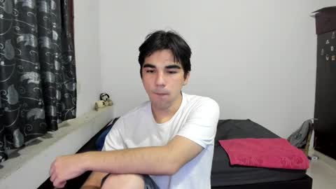 Snapshot of pakun_ chatting on September 17, 1:40 am pakun_ online show from September 17, 1:40 am