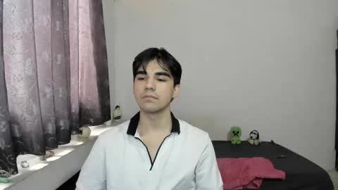 Snapshot of pakun_ chatting on October 8, 7:22 pm pakun_ online show from October 8, 7:22 pm