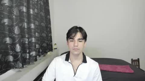 Snapshot of pakun_ chatting on October 20, 2:45 am pakun_ online show from October 20, 2:45 am