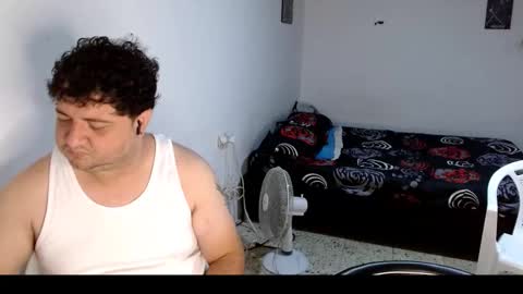 Snapshot of paloma_desire chatting on December 5, 12:14 pm Paloma online show from December 5, 12:14 pm