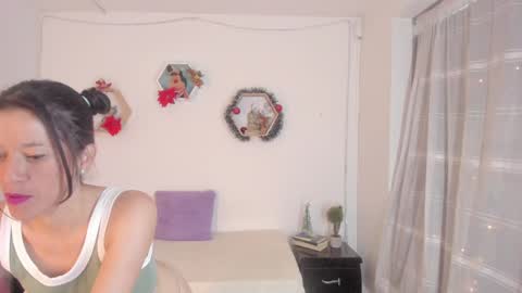 Paloma  online show from December 11, 8:39 pm