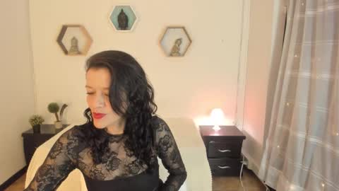 Paloma  online show from November 12, 8:41 pm