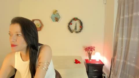 Paloma  online show from December 14, 8:35 pm