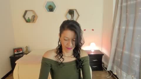 Paloma  online show from February 23, 7:55 pm