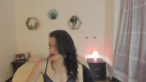 Paloma  online show from March 27, 8:41 pm