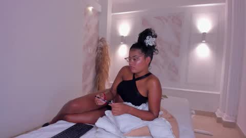 Snapshot of pamela_78_ chatting on October 29, 7:15 pm pamela online show from October 29, 7:15 pm