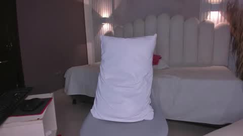 Snapshot of pamela_78_ chatting on November 15, 8:05 pm pamela online show from November 15, 8:05 pm