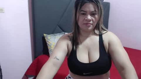 pamela_echeverria online show from October 2, 10:22 am