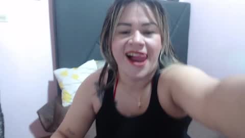 pamela_echeverria online show from October 4, 1:25 am