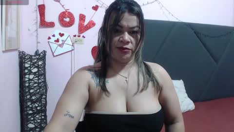 pamela_echeverria online show from February 28, 11:33 am