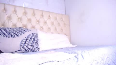 Snapshot of pamela_rut__ chatting on December 15, 7:51 pm Pamela online show from December 15, 7:51 pm