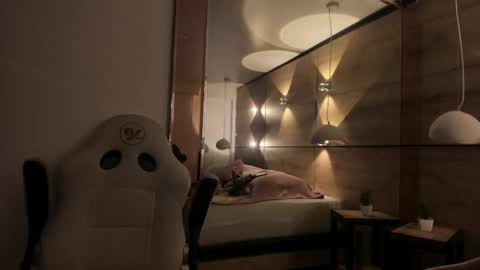 Pamela West online show from November 13, 7:57 pm