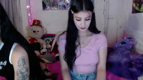 Snapshot of pamelaa_reyess chatting on November 28, 7:33 am Pamela Reyess online show from November 28, 7:33 am