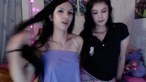 Snapshot of pamelaa_reyess chatting on December 4, 12:53 am Pamela Reyess online show from December 4, 12:53 am