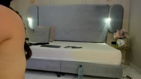 pamelabonnet_mml online show from April 4, 7:55 pm