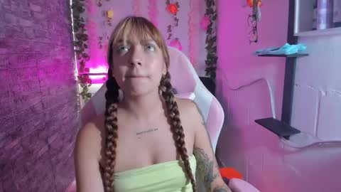 Snapshot of pamelajhonsom chatting on October 22, 4:07 pm pamelajhonsom online show from October 22, 4:07 pm