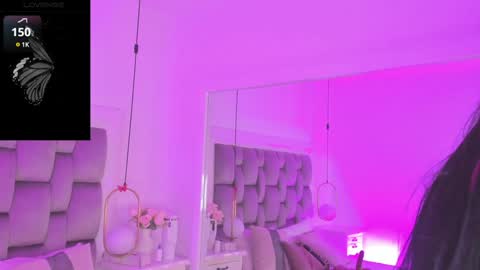 Snapshot of pamelamendez_ chatting on January 14, 3:53 am Pamela online show from January 14, 3:53 am