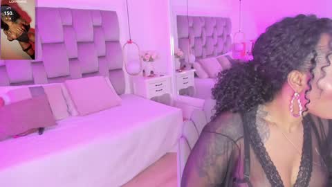Snapshot of pamelamendez_ chatting on January 16, 4:07 am Pamela online show from January 16, 4:07 am