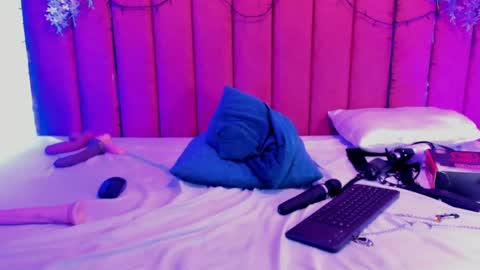 Pamela Ponce online show from April 18, 7:58 pm