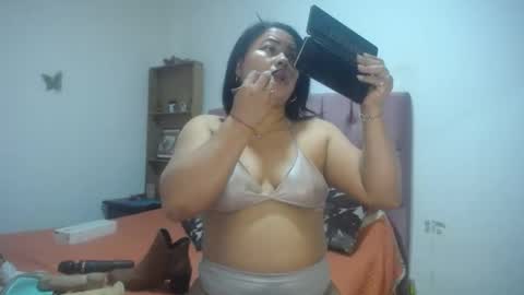 Snapshot of pamelitamartin chatting on October 20, 2:39 pm pamelitamartin online show from October 20, 2:39 pm