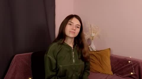 Snapshot of pamilarakestraw chatting on November 5, 7:36 pm daniella online show from November 5, 7:36 pm