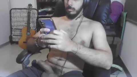 Pan Con Jalea y Mantequilla de mani online show from May 17, 2:42 am