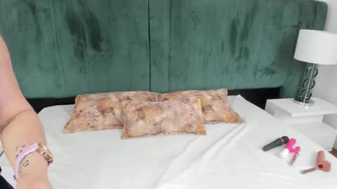 PANDORA  online show from September 24, 11:57 am