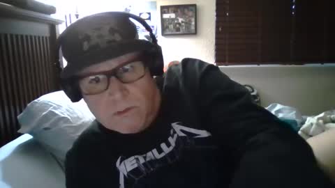 panos online show from December 2, 1:02 pm