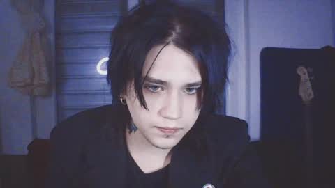 In bio online show from April 21, 2:04 am