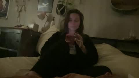 Snapshot of pantiesofthefae chatting on November 16, 10:21 am Pantiesofthefae online show from November 16, 10:21 am