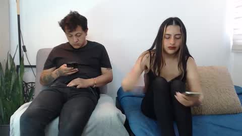 pantyhose_xxx_ online show from March 25, 4:02 pm