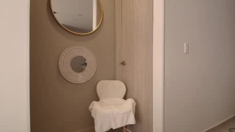 paoguerrax354 online show from April 15, 2:35 pm