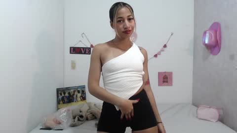 Paola online show from January 31, 3:00 pm