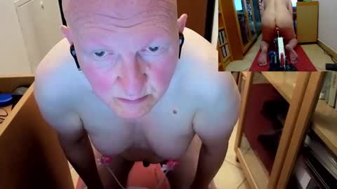 Snapshot of paolo32h chatting on May 2, 5:07 pm paolo32h online show from May 2, 5:07 pm