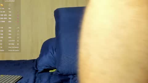 Snapshot of paolo_hanma chatting on December 19, 4:02 am Paolo online show from December 19, 4:02 am