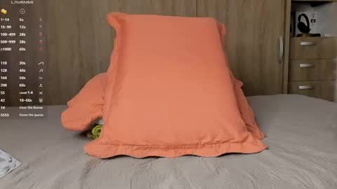 Snapshot of paolo_hanma chatting on January 4, 3:50 am Paolo online show from January 4, 3:50 am